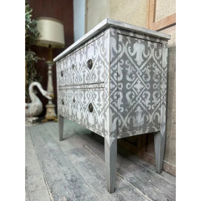 Italian Chests of Drawers in Pinewood, Early 20th Century, Set of 2 For Sale - Image 6 of 9