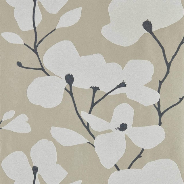 Harlequin Kienze Shimmer Wallpaper in Gilver/Chalk For Sale