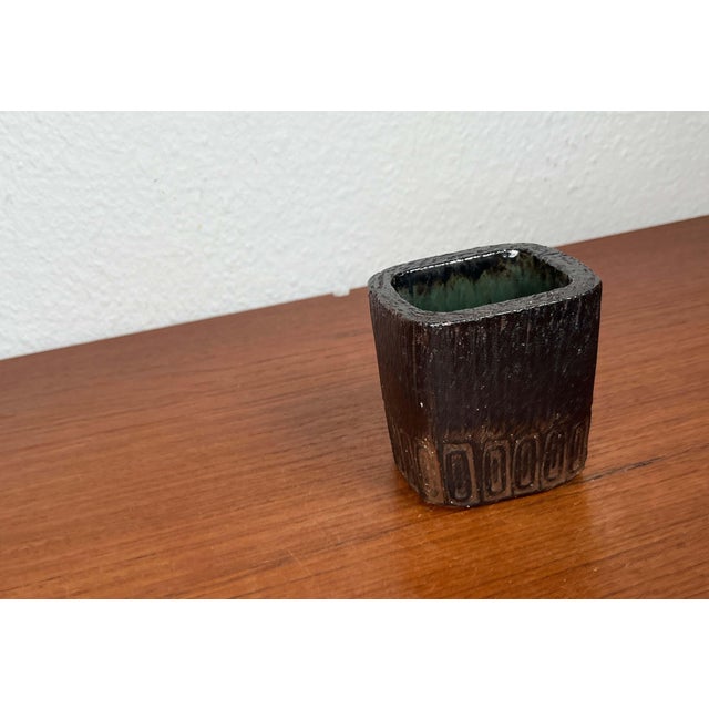 Mid-Century Modern Danish Studio Pottery Bowl by Jytte Trebbien and Harry Nielsen for Tusbo, 1960s For Sale - Image 13 of 17