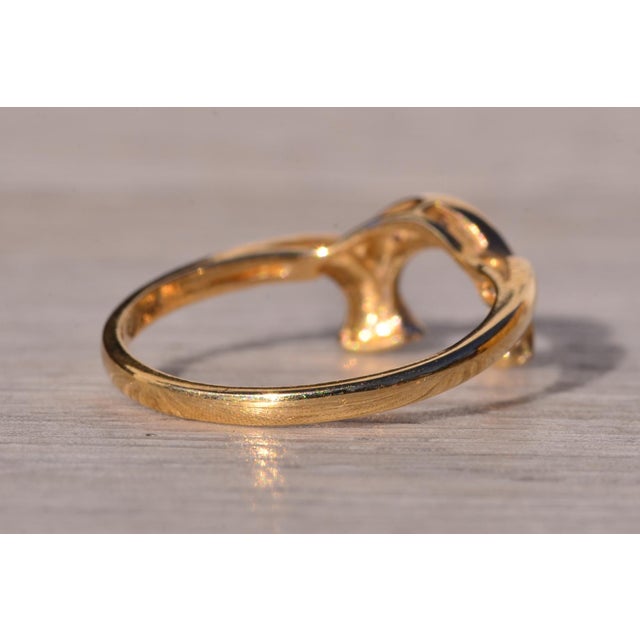 Metal The Mod: Scalloped Horseshoe Ring with Natural Diamonds in Yellow Gold For Sale - Image 7 of 11