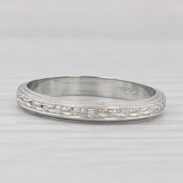 Art Deco 1920s Art Deco Wheat Etched Band 18k White Gold Size 11.25 Wedding Ring For Sale - Image 3 of 8