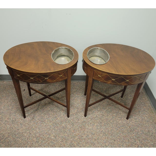 1940s Baker Furniture Hollywood Regency Hepplewhite Style Oval Table With Inset Planter For Sale - Image 5 of 10
