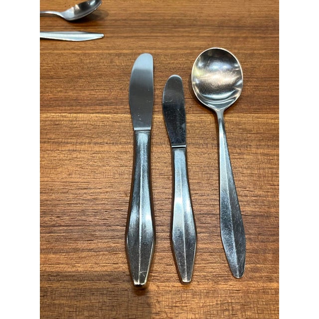 Mid-Century Cased Inka Stainless Steel 6-Setting Cutlery Set by Erik Herlow for Norstaal, Norway, 1956, Set of 54 For Sale - Image 16 of 18