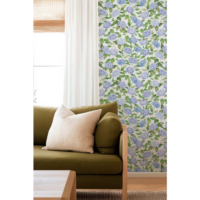 Hydrangea Blooms Floral Grasscloth Wallpaper by House Party | Nikko Blue | 6 Yards For Sale - Image 4 of 7