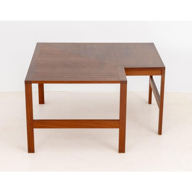 Ole Knudsen and Torben Lind for France and Son Walnut Corner Table, on five supports. 20.5" H x 37.25" W x 37.25" D....