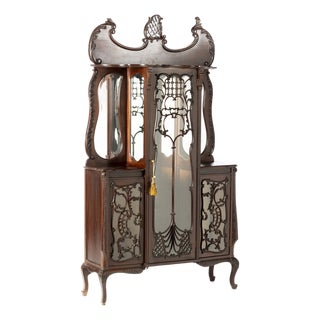 19th Century Display Cabinet in Noble Wood For Sale