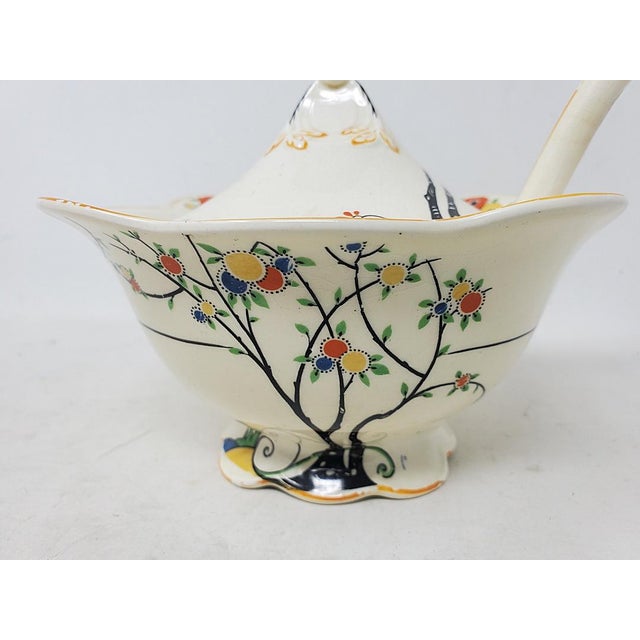 Art Deco Vintage 1930s Woods Ivory Ware Sauce or Gravy Bowl With Ladle and Lid For Sale - Image 3 of 18