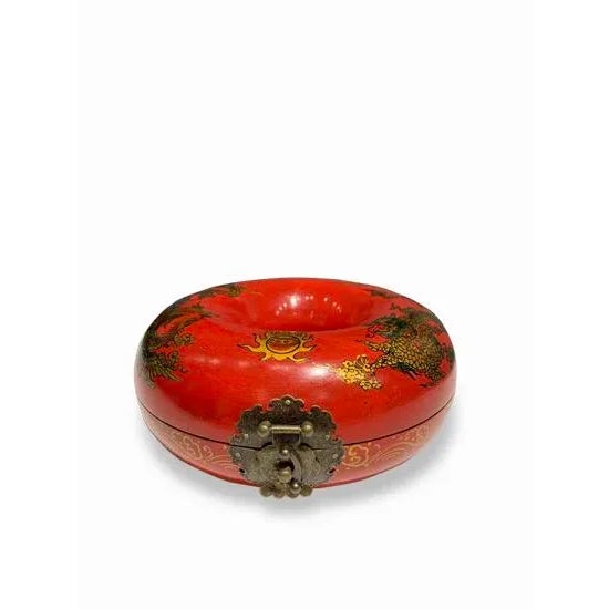 Wood 1980s Red Medium Donut Jewelry Box For Sale - Image 7 of 7