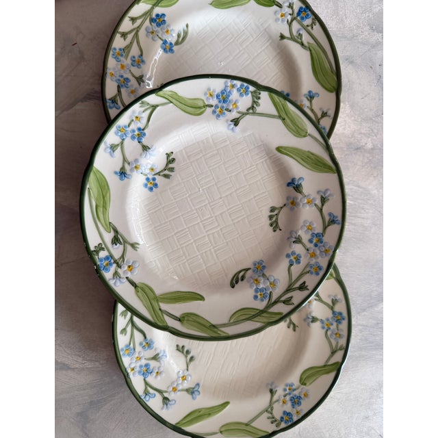 Farmhouse 1960s Franciscan Forget Me Not Dinner Plates 7 7/8 Inches Hand Decorated -Set of 3 For Sale - Image 3 of 9