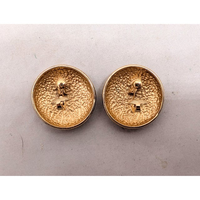 Gold Vintage 1955 Signed Castlecliff Round Goldtone "Alligator" Texture Clip Earrings-2 Pieces For Sale - Image 8 of 8