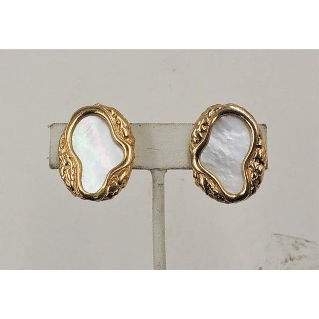 Vintage Signed Napier Modernist Mother-Of-Pearl Clip Earrings, 1982 - 2 Pieces For Sale - Image 9 of 9
