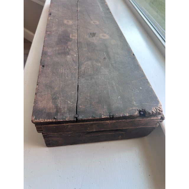 Early 19th Century Early 19th Century Primitive American Carpenter’s Tool Chest – 36 Inches For Sale - Image 5 of 11