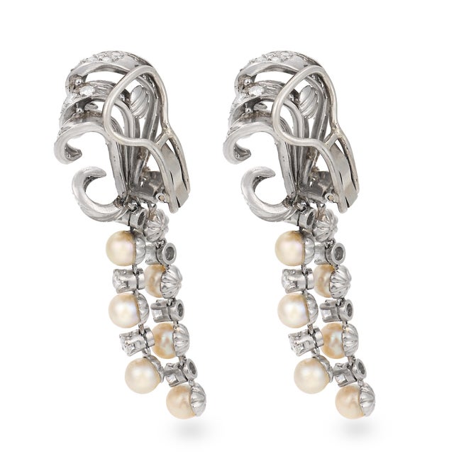 1950s 1950s Pair of Mid Century Diamond Pearl 18k White Gold Clip-on Drop Earrings For Sale - Image 5 of 6