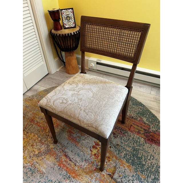 Beautiful, authentic Mid-Century Modern dining chairs looking for a new home! This is a gorgeous set of four (4) solid...