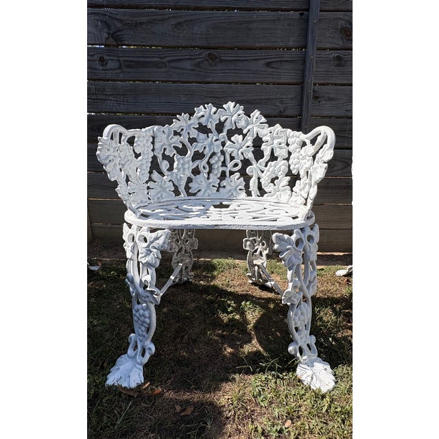 White Vintage Cast Aluminum Grapevine Garden Furniture Set – 5 Pieces For Sale - Image 8 of 11