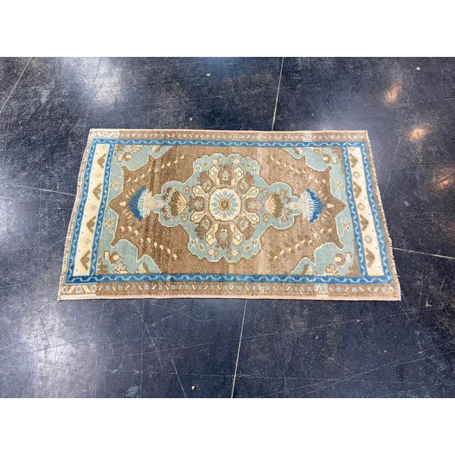 Turkish Mini Rug Oriental Hand Knotted Vintage Rug 1'5" x 3' #17912 For Sale - Image 4 of 8