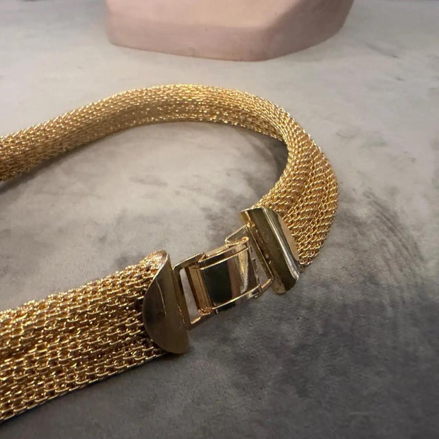 A High Quality Vintage Costume Jewelry Gilded Metal Italian Necklace For Sale - Image 13 of 16