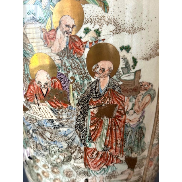 Large Pair Japanese Satsuma Ceramic Vases Kozan Meiji Period For Sale - Image 9 of 18