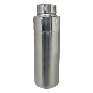 Mid-Century Modern Italian Cocktail Shaker by Gio Ponti for Fratelli Calderoni, 1970s For Sale