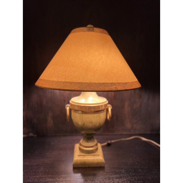 Exquisite Urn Style Lamp Faux marble with finial MCM Hollywood Regency Marked Made in Japan Excellent Condition Lampshade...