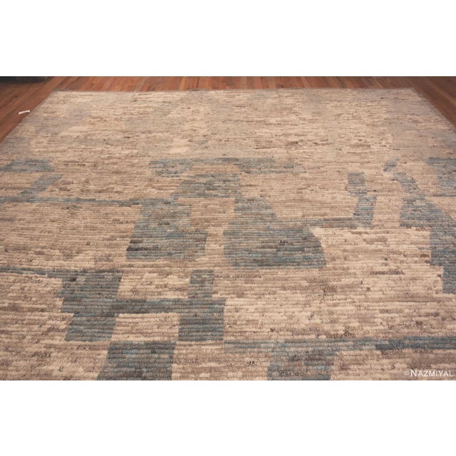 Gorgeous Large Earthy Tones Chic Modern Central Asian Rug, Country of Origin: Central Asia, Circa date: Modern Rugs – The...