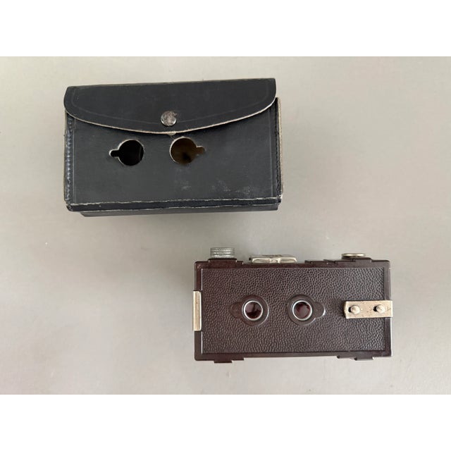 Brown Vintage Falcon 1947 Brown Bakelite Miniature Camera Chicago For Sale - Image 8 of 9