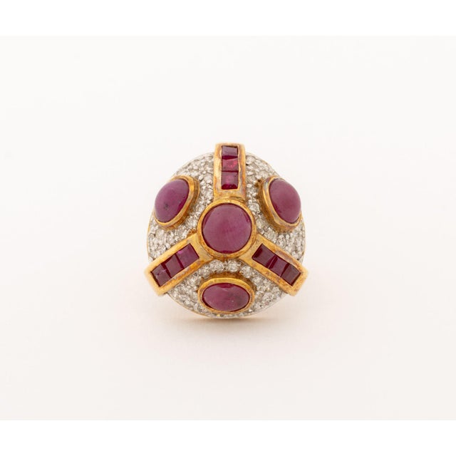 Modernist 18k Yellow Gold Ruby and Diamond Cocktail Ring For Sale - Image 4 of 7