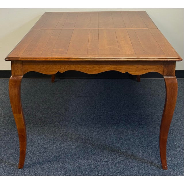 2000 - 2009 Ethan Allen Maison Collection Dining Table With 2 Leaves For Sale - Image 5 of 12
