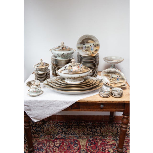 Japanese Showa Porcelain Kutani Dinner Service with Geishas and Fuji, 1940s, Set of 81 For Sale - Image 16 of 17