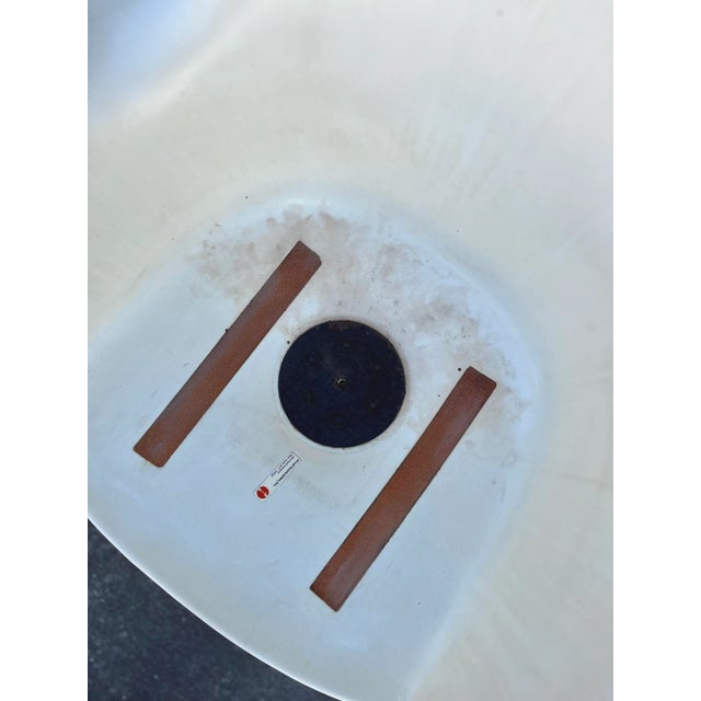 Tulip Armchair by Eero Saarinen for Knoll & Associates For Sale - Image 12 of 13