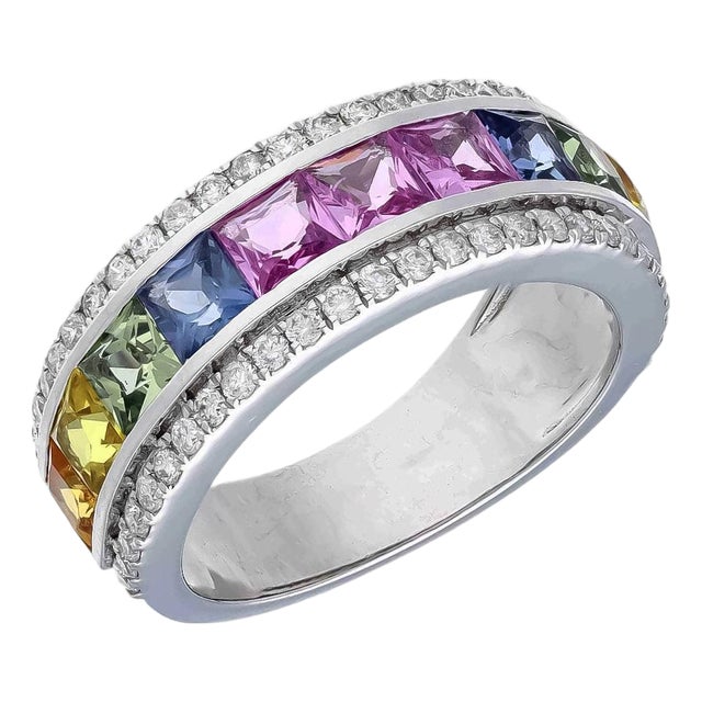Natural Multi sapphire ring with natural diamonds in 18k gold For Sale