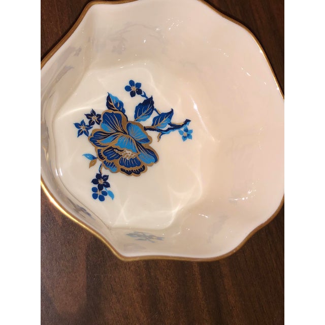 Vintage Lenox "Pagoda" Blue & Gold Porcelain Vases & Bowl - Set of 3 For Sale - Image 11 of 18