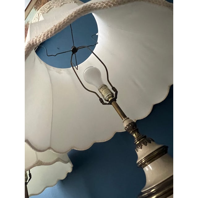 Vintage Stiffel Enameled Brass Table Lamps With Scalloped Shades — Elegant Neoclassical Form - a Pair For Sale In New York - Image 6 of 18