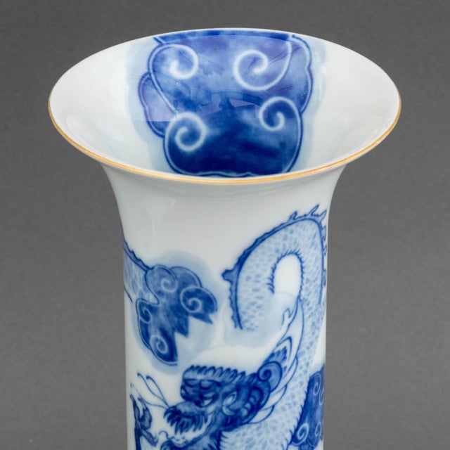 Chinese Mottahedeh for Tiffany & Co "Dragon" Vases For Sale - Image 3 of 9