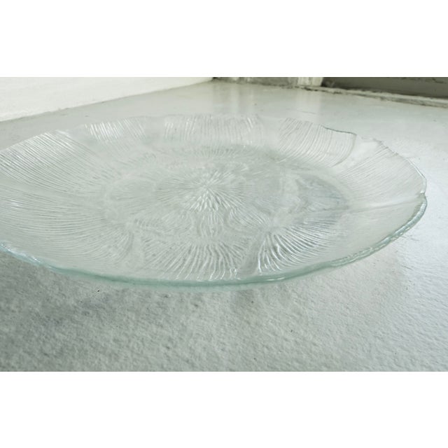 Transparent Vintage 1980s Arcoroc Fleur Dessert/Salad Glass Plates, Set of 8 For Sale - Image 8 of 11