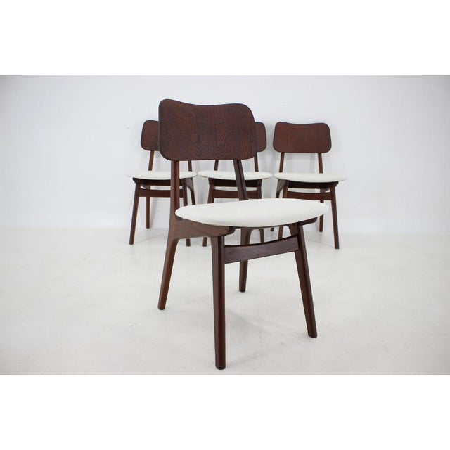 Wood Teak Dining Chairs Model 74 by Ib Kofod-Larsen, Denmark, 1960s, Set of 4 For Sale - Image 7 of 16