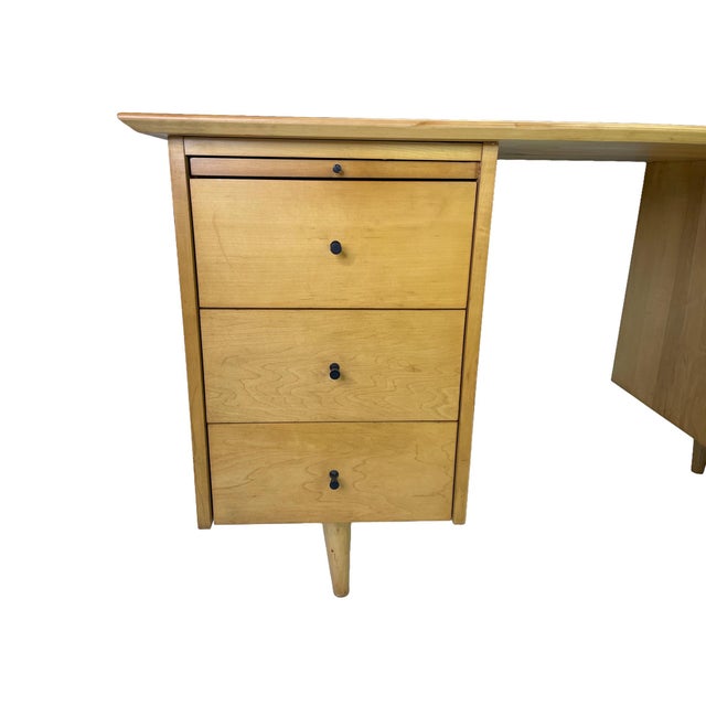 Attributed to Paul McCobb for Planner Group Maple Double Pedestal Desk, 1950s For Sale - Image 15 of 18