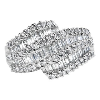 14K White Gold Diamond Cocktail Ring Band (1 3/4 Cttw, H-I Color, SI2-I1 Clarity) - Size 8 For Sale