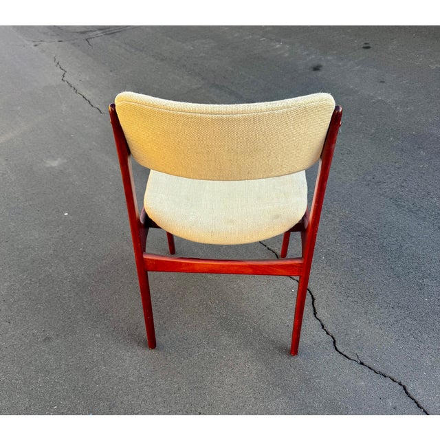 Vintage rosewood side chair by Erik Buch for Oddense Maskinsnedkeri A/S of Denmark. Solid frame and original upholstery in...