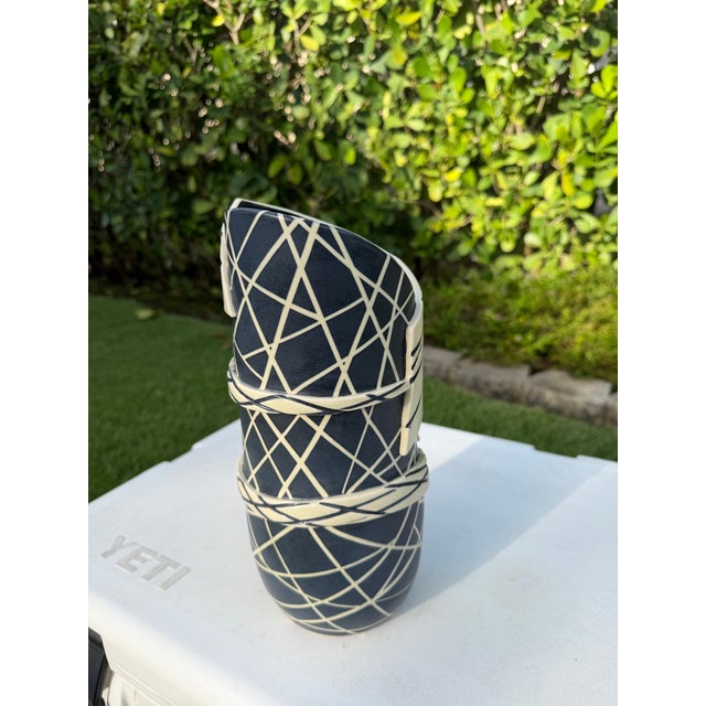 Contemporary Sculptural Black & White Studio Pottery Ribbon Vessel For Sale In Naples, FL - Image 6 of 12