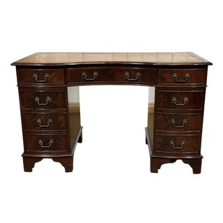English Mahogany Desk with Drawers and Leather Top, 1950s For Sale