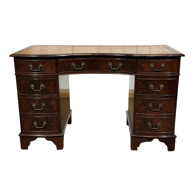 English Mahogany Desk with Drawers and Leather Top, 1950s For Sale