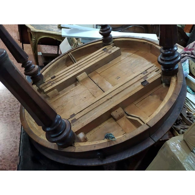 Wood Mid-19th Century Italian Round Plated Table in Cherry For Sale - Image 7 of 11
