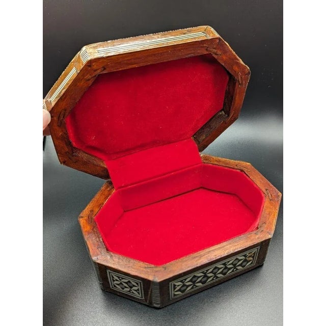Mid-Century Modern Mid 20th Century Octagonal Mosaic Mother of Pearl Inlay Wooden Box For Sale - Image 3 of 12