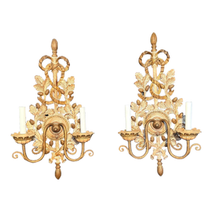1970s Italian Hand-Carved Gilded Wall Sconce Pair