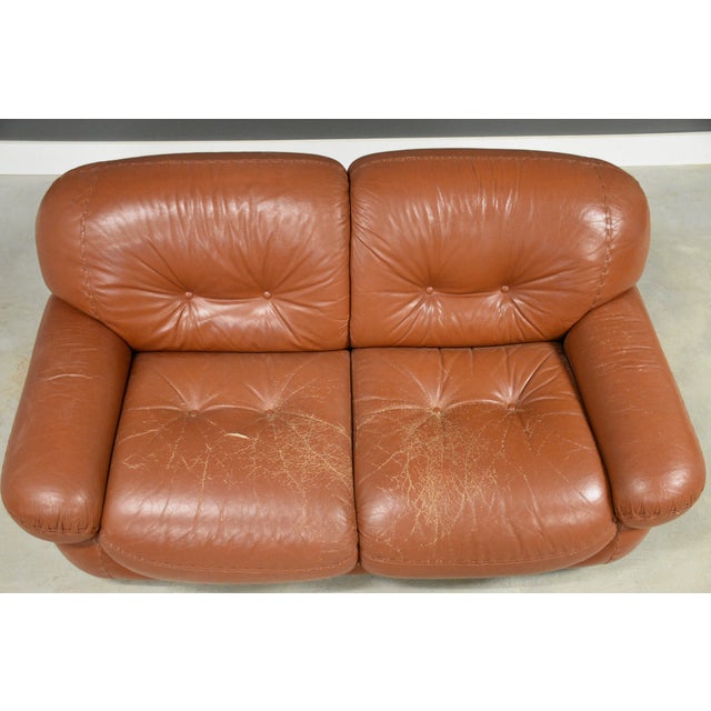 1970s 1970s Brown Leather Sapporo Loveseat Sofa by Mario Marenco For Sale - Image 5 of 10