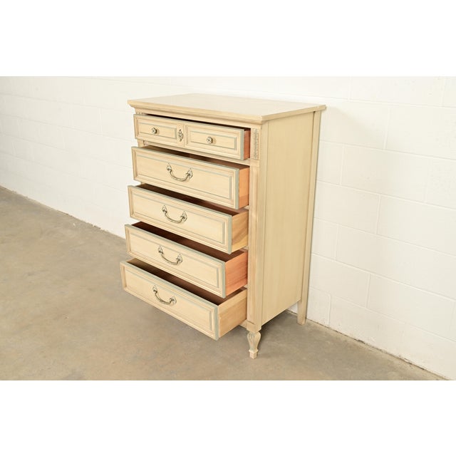 John Widdicomb Style French Regency Louis XVI Cream Lacquered Highboy Dresser, Circa 1960s For Sale In South Bend - Image 6 of 18