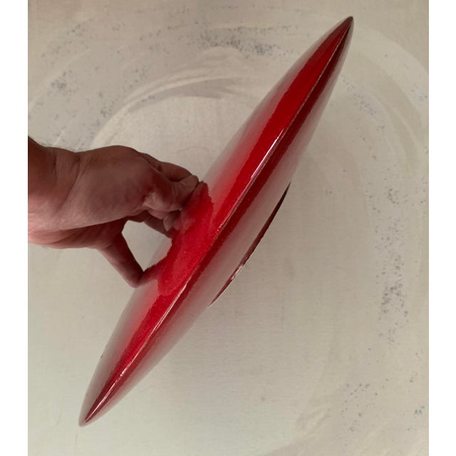 Global Views Global Views Round Red Ceramic Disc Sharp Wall Vase For Sale - Image 4 of 6