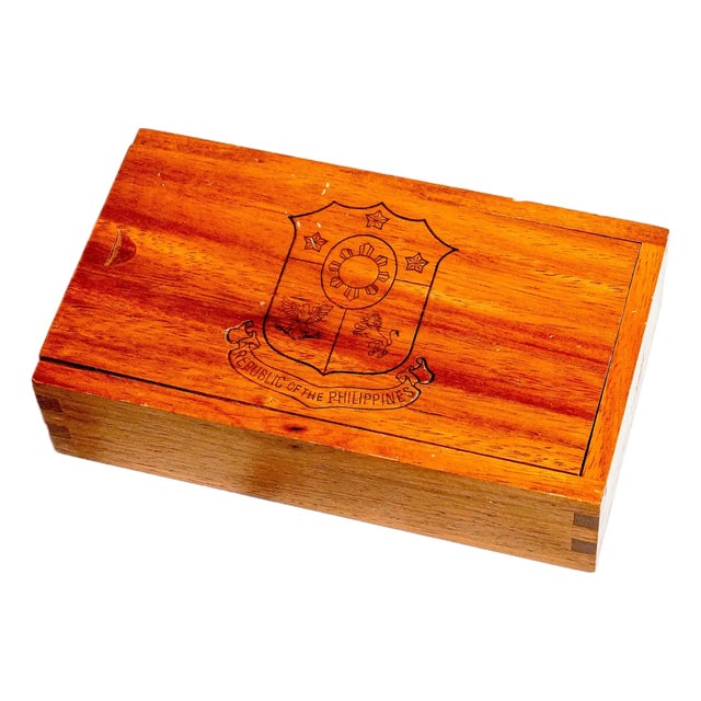Vintage Republic of the Philippines Empty Wood Cigar Box Dovetail Keepsake Box For Sale