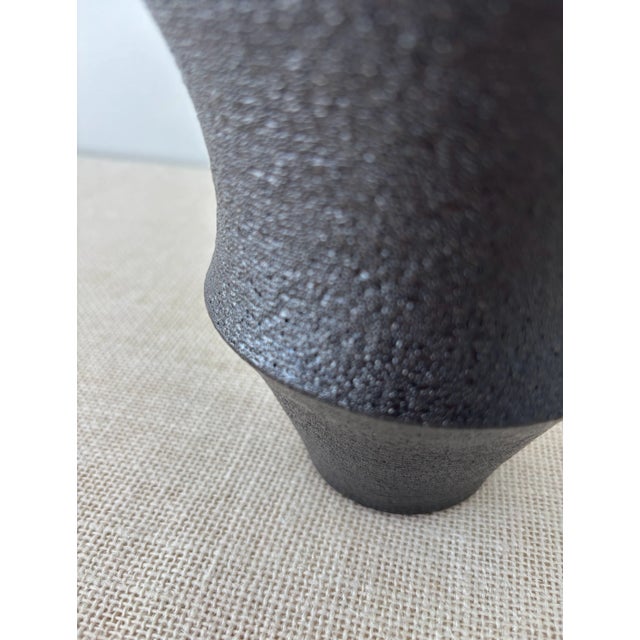 Striking Modernist Studio Art Pottery "Vase 028" by Nozumi Fujii, Japanese Ceramicist For Sale In San Diego - Image 6 of 11